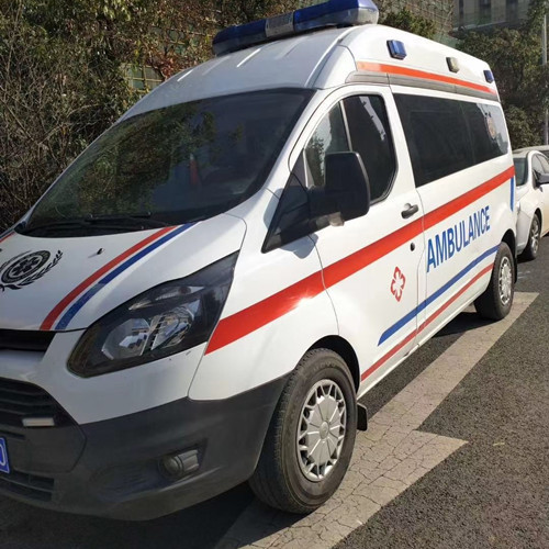 阜平品质救护车出租,为您的健康出行负责