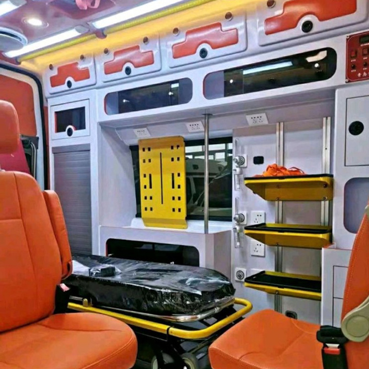 阜平长途救护车护送病人租赁价格